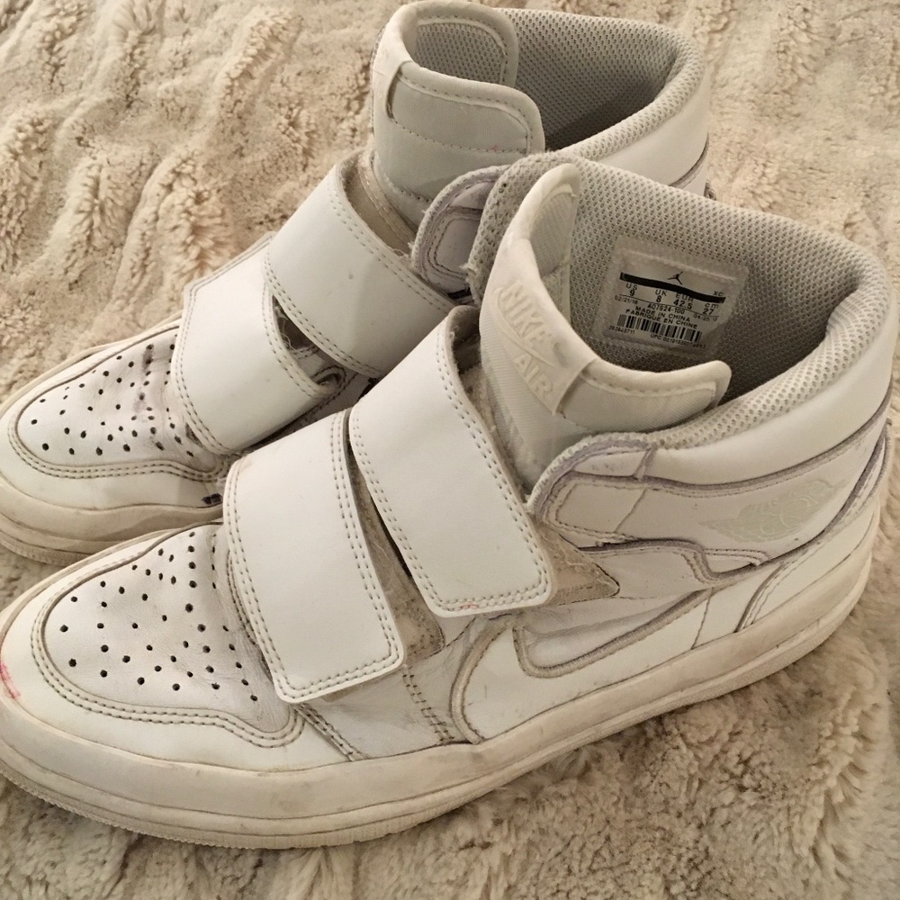 2 Pair Michael Jordan Nike high tops size 9.5